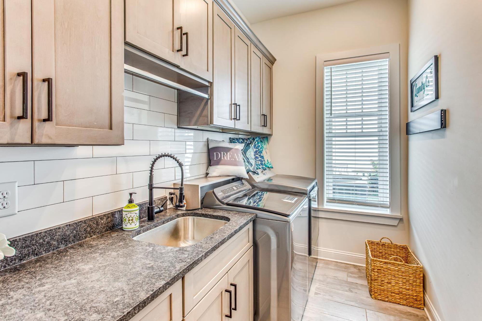 Myrtle Beach House With Hot Tub, Walk To Beach Экстерьер фото