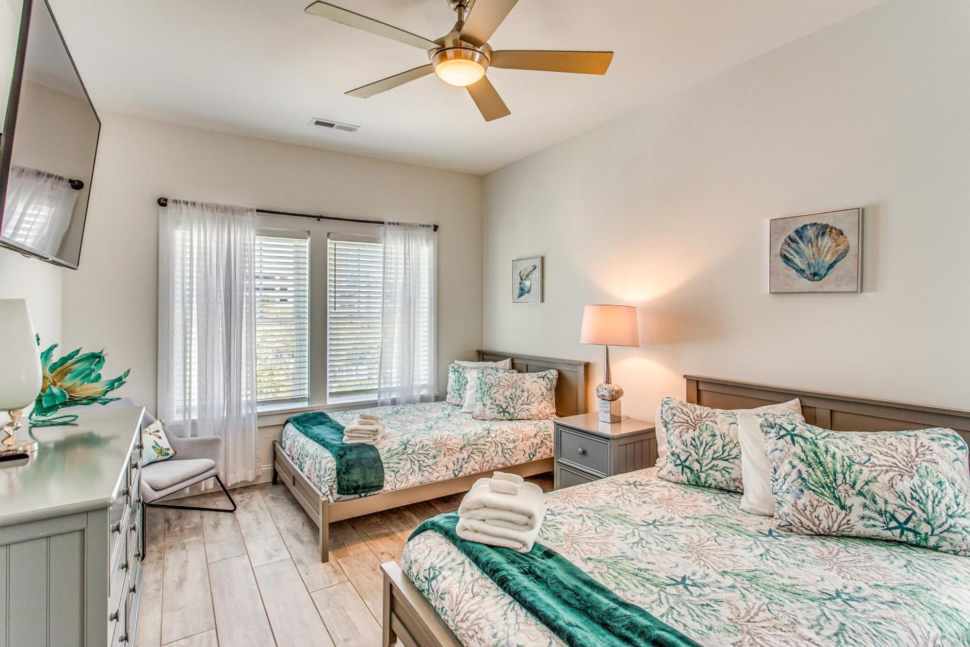 Myrtle Beach House With Hot Tub, Walk To Beach Экстерьер фото