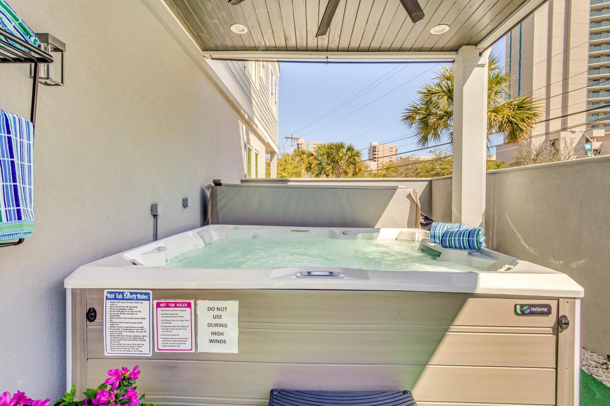 Myrtle Beach House With Hot Tub, Walk To Beach Экстерьер фото